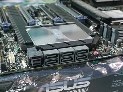 4Way GPU対応のワークステーションマザー「WS Z390 PRO」が発売、ASUS