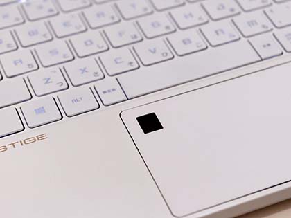 純白の高性能ノートPCはゲームライフの“格”を上げる、「MSI P65