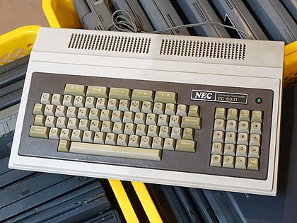 NEC PC-98シリーズが大量入荷！ ジャンク市「第2回 98祭」が家電のケン