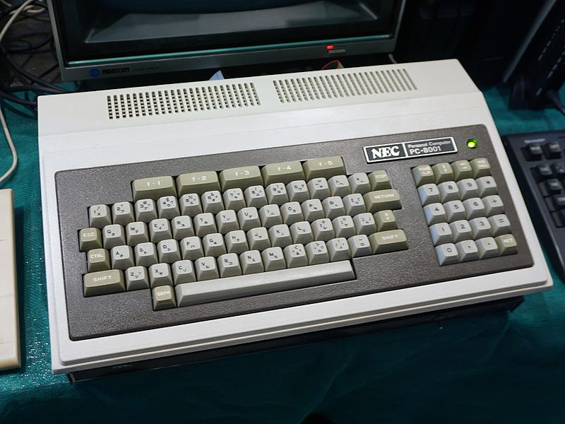 PC-8001+PCGで動作