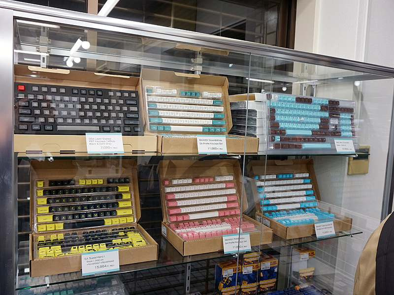 キーキャップセットがズラリ