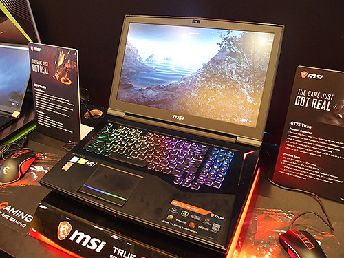 18mm厚でGeForce RTX 2080搭載の薄型ゲーミングノートも、CES会場のMSI