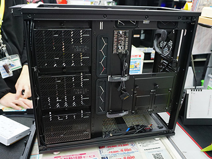 冷却性能を高めた静音タワーケース「Define S2 TG」が発売、Fractal