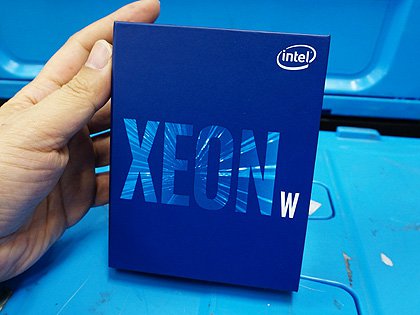 GPU非搭載の「Core i5-9400F」がデビュー、組み立て式のアクリルMini