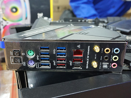 PCパーツ ASUS - ASUS ROG Maximus XI APEX ROG MAXIMUS XI APEX | Motherboards | ROG Sweden