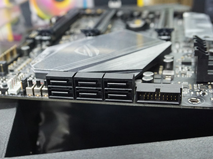 ASUSのOC特化型Z390マザー「ROG MAXIMUS XI APEX」が発売 - AKIBA PC