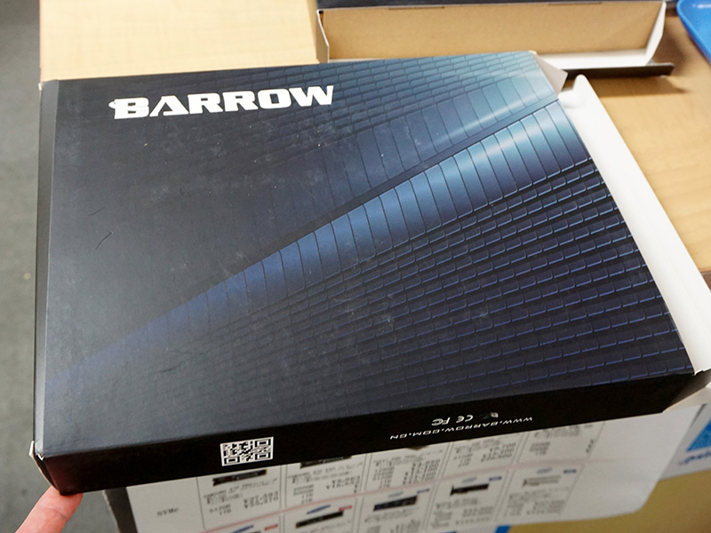 パッケージはBS-MSL1080T-PAと同デザイン