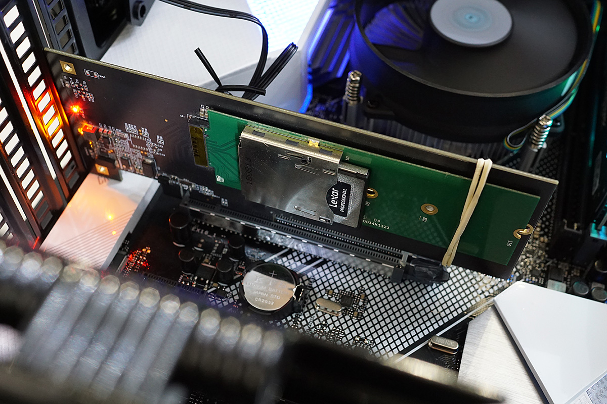 CFexpressはPCIe接続なので、PC関連でも使用機会が増えるかも？