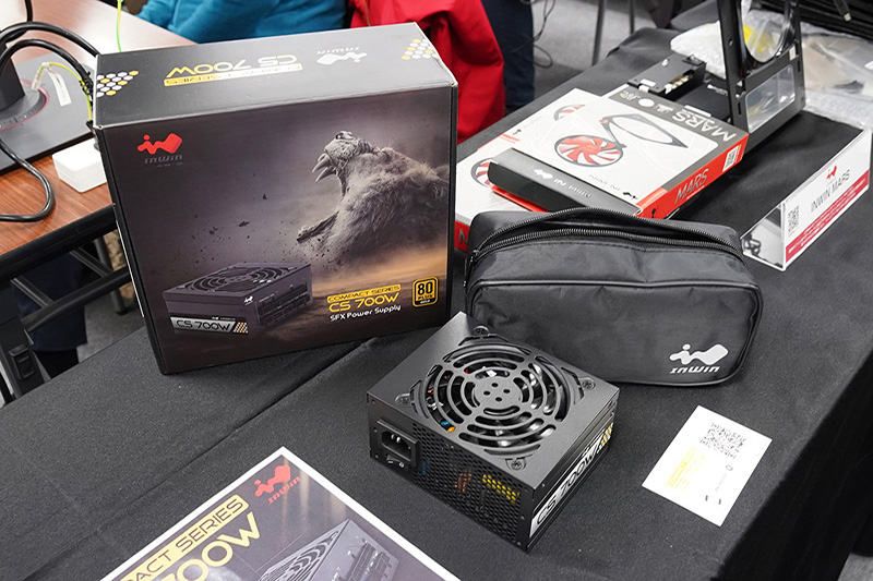 700WのSFX電源「CS-700W」