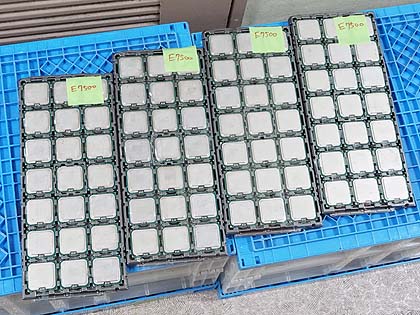 Intelの旧型CPUをトレイごと大人買い！ 21個で2,500円から