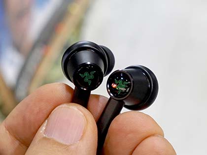 Razerのゲーム向けカナル型イヤホン「Hammerhead Duo」が31日発売