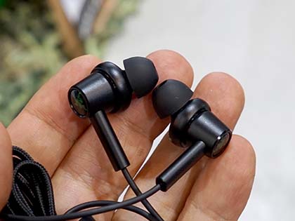 Razer Hammerhead Duo 有線イヤホン 61yXjh1UPAL.jpg_BO30,255,255,