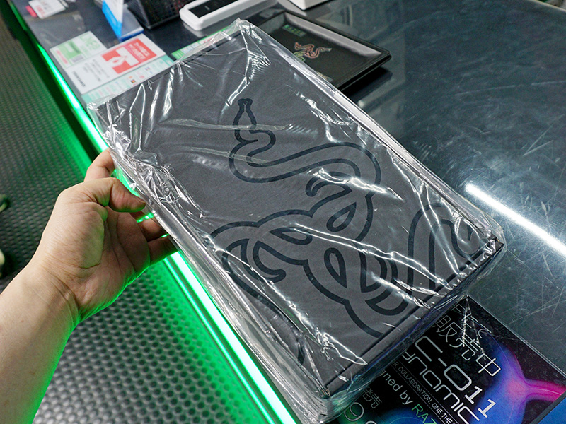 製品パッケージ