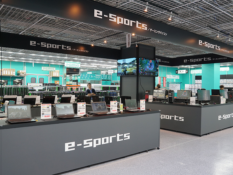 eSports関連を強化、本体やゲーミングデバイスを多数展示