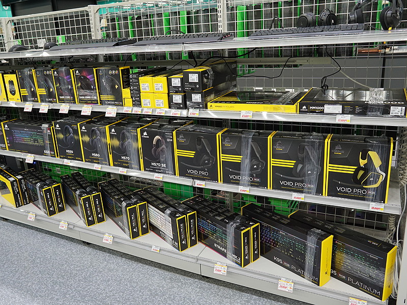 eSports関連を強化、本体やゲーミングデバイスを多数展示