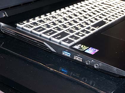第9世代Core i7搭載の15.6型ゲーミングノートがG-Tuneから