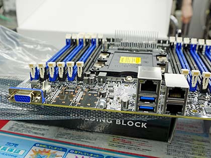 CPU+マザーボード+メモリ+OS 最大1.5TBのメモリを搭載できるサーバー向けATXマザー「Z11PA-U12」が