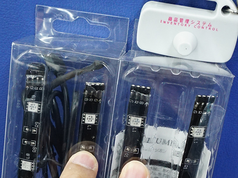 左が「RGB イルミナシオン」、右が「LEDイルミナシオン Rev.B」