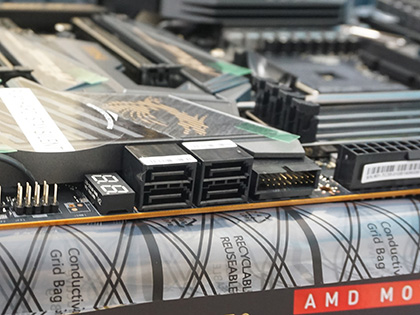MSIのX570マザーは「MEG X570 GODLIKE」など計7モデル - AKIBA PC Hotline!