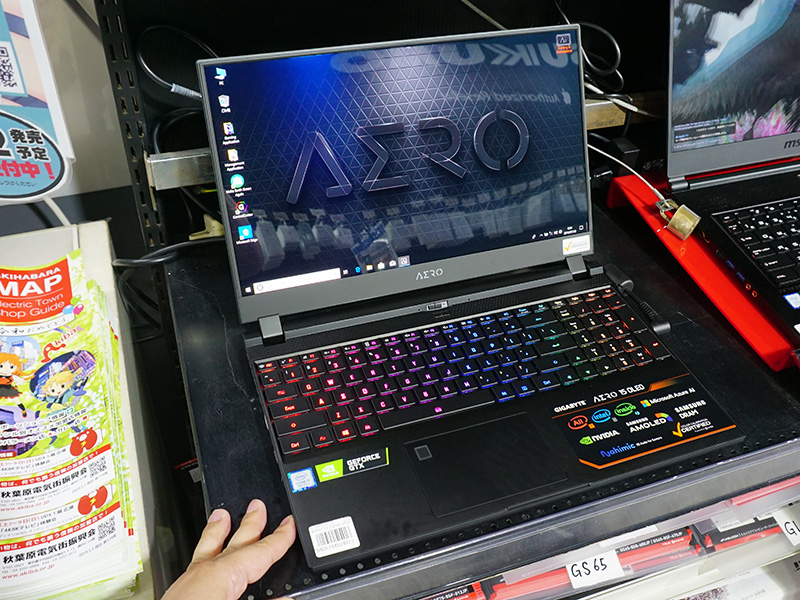 写真は下位モデルの「AERO 15 OLED SA-7JP5020JH」