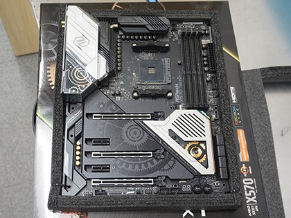 マザーボード ASRock X570i Phantom Gaming Amazon | ASRock