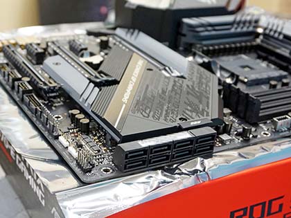 ASUSのX570マザーは「ROG CROSSHAIR VIII FORMULA」など計9モデル