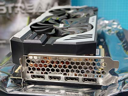 GeForce RTX 2070 SUPER」搭載モデルは計8製品、3連ファン仕様