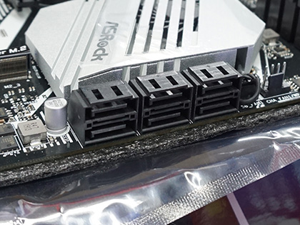 X570初のmicroATXマザー「X570M Pro4」が発売、ASRock製 - AKIBA