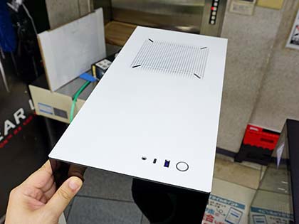 美品・24時間以内発送】NZXTH 510 Elite White 2025年最新】nzxtの人気