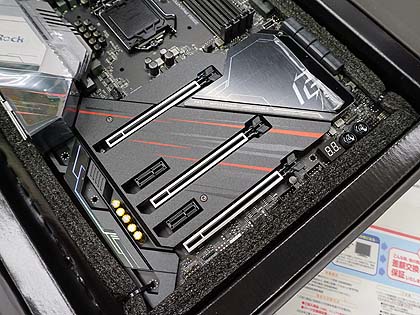 ASRock Z390 Phantom Gaming 4 マザーボード　動作品 ASRock | Z390 Phantom Gaming 4