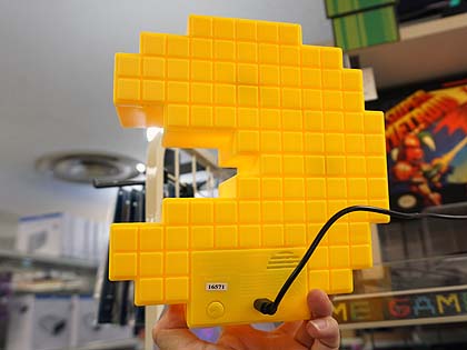 ドット絵のパックマンがledライトに Pac Man Pixelated Light が店頭販売中 取材中に見つけた なもの Akiba Pc Hotline