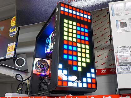巨大なドット絵が表示できるPCケース「IN WIN 309」が発売 - AKIBA PC 
