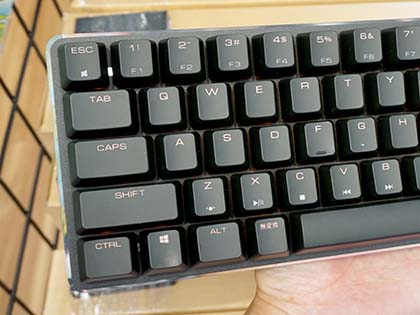 Gateron青軸キー採用の省スペースキーボードが上海問屋から、価格は