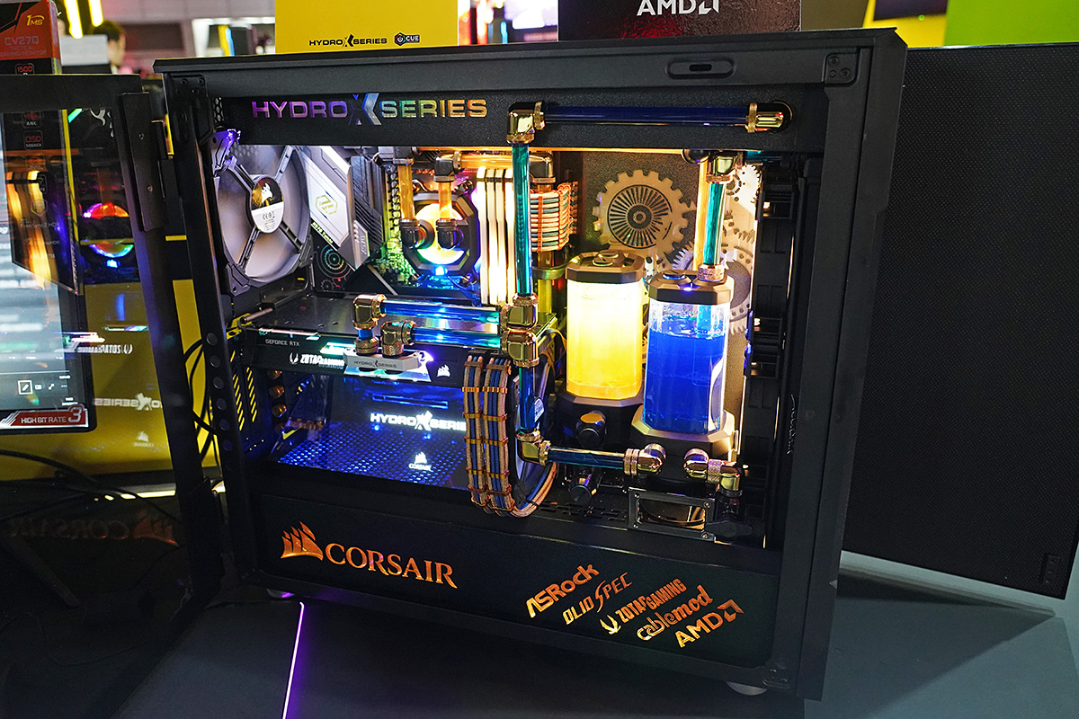 Hydro X Seriesを使用したMOD PC、N'sこと野口氏作成の一台。