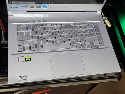仕事でも使える15.6型ゲーミングノート「ROG ZEPHYRUS S GX502GV」が