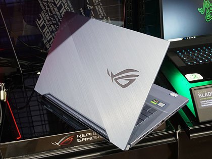 仕事でも使える15.6型ゲーミングノート「ROG ZEPHYRUS S GX502GV」が