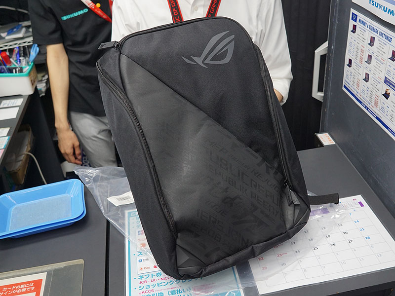 写真はROG ZEPHYRUS S GX502GV