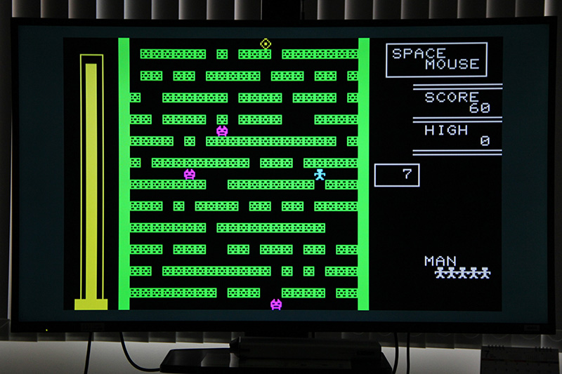 芸夢狂人氏が一番印象に残っているという『スペースマウス』は、もちろん「PasocomMini PC-8001」で遊べる
