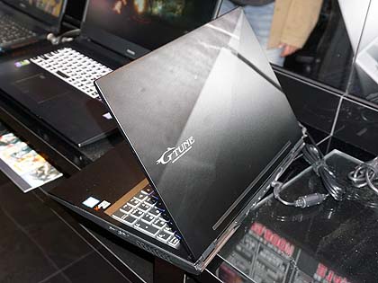 第9世代Core i7+RTX 2060搭載の15.6型ノート「NEXTGEAR-NOTE i5580