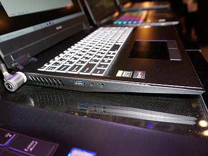 第9世代Core i7+RTX 2060搭載の15.6型ノート「NEXTGEAR-NOTE i5580