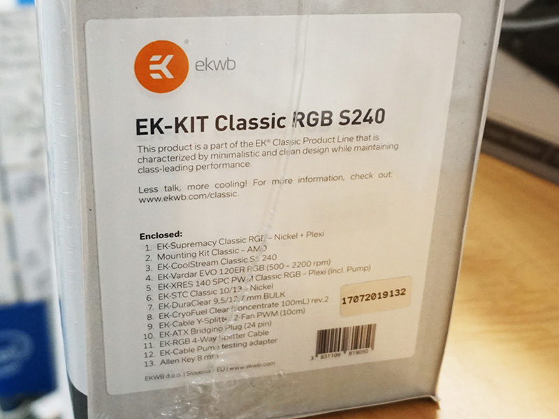 EK-KIT Classic RGB S240/360のセット内容