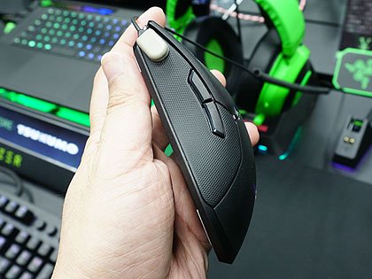 わずか74g、Razerの軽量ワイヤレスマウス「Viper Ultimate」が発売