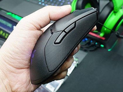 わずか74g、Razerの軽量ワイヤレスマウス「Viper Ultimate」が発売