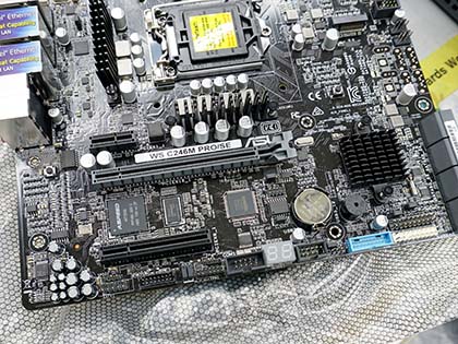 Xeon対応のmicroATXマザー「WS C246M PRO/SE」が発売、ECCメモリを