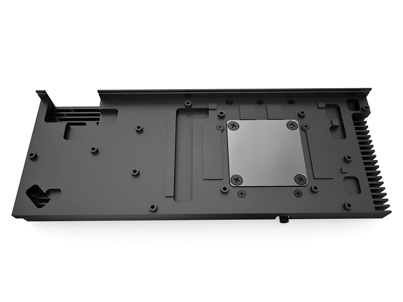 ヒートシンク形状のバックプレートが付属