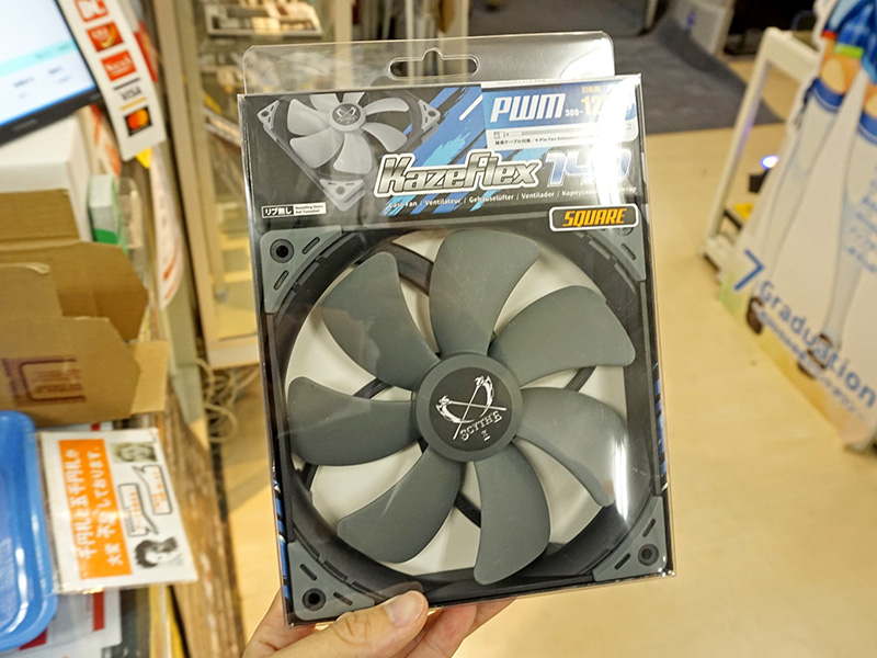 KAZE FLEX 140 SQUARE PWM 1200rpm（KF1425FD12S-P）