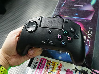 Razerの格闘ゲーム向けゲームパッド「Raion Fightpad」が発売、ボタン Razerの格闘ゲーム向けゲームパッド「Raion Fightpad」が発売、ボタン