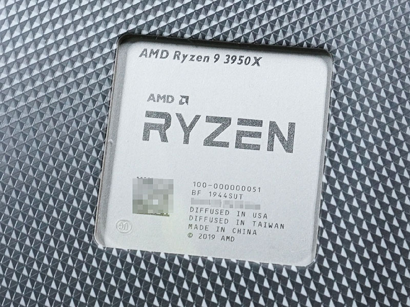 Ryzen 9 3950X(写真はリテールパッケージから)