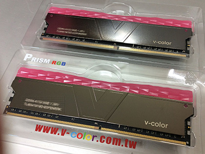 V-Color×OCMEMORYコラボのDDR4-4133/3600 OCメモリが発売、LEDバー搭載