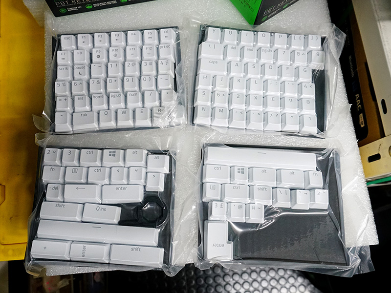PBT Keycap Upgrade Set（写真はMercury White）
